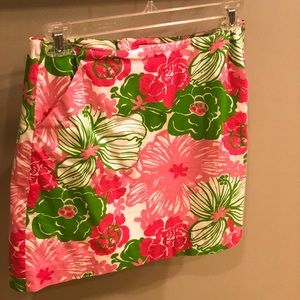 Lily pullitzer skirt size 6 EUC